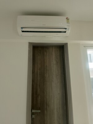 Furnished Amenities in 3 BHK Builder Floor at M3M Soulitude, Sector 89 – for Rent