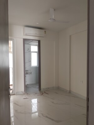 Room in 3 BHK Builder Floor at M3M Soulitude, Sector 89 – for Rent