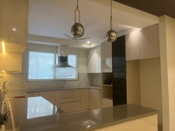 4 BHK Builder Floor for Rent in Malibu Town, Gurgaon