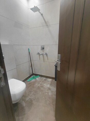 2 BHK Builder Floor for Rent in Janakpuri, Delhi
