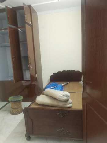 2 BHK Builder Floor for Rent in Savitri Nagar, Delhi