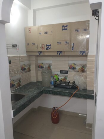 2 BHK Builder Floor for Rent in Mayur Vihar 1, Delhi