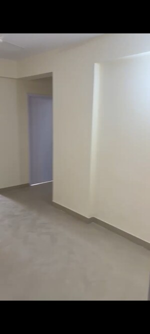 Room in 2 BHK Apartment at Apex Our Homes, Sector 37c – for Rent