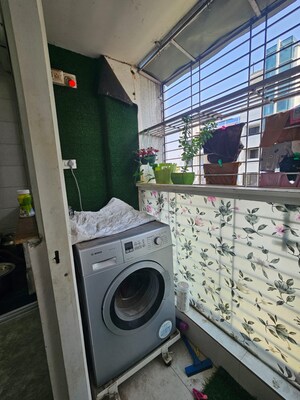 Parking in 1 BHK Apartment at Mate Nagar – for Sale