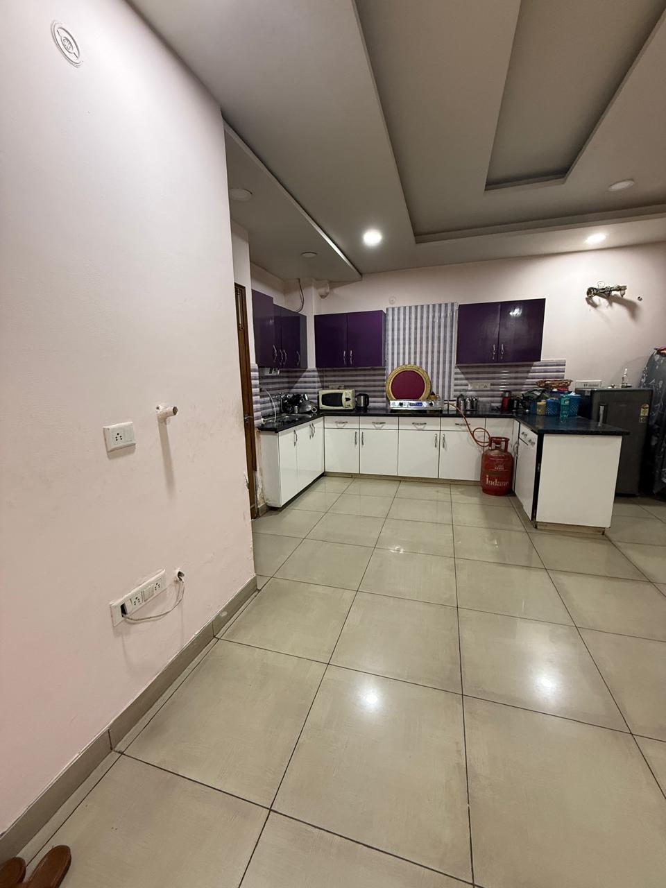 Office Space For Sale in Gandhi Nagar
