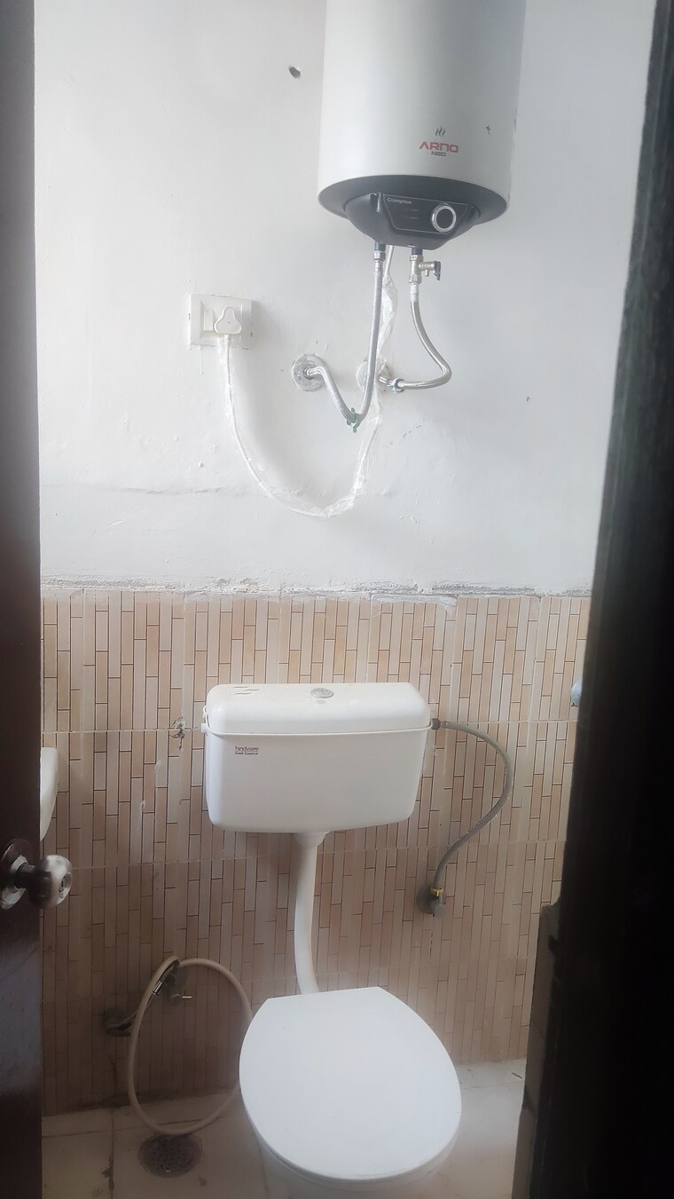 Bathroom, apex-our-homes 2 Bedroom 830 Sq.Ft. Apartment In Sector 37c Gurgaon 10381183