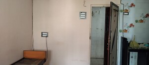 Furnished Amenities in 1 RK Apartment at Ram Krishna Apartments, Bhandup West – for Rent