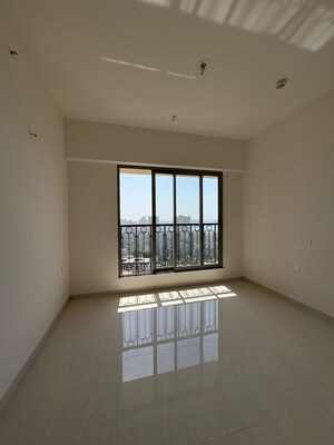 Room in 3.5 BHK Apartment at Lodha Bellagio, Powai – for Rent