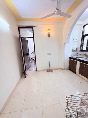 1 BHK Builder Floor for Rent in Khirki Extension, Delhi