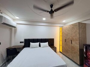 Team Area in 3 BHK Apartment at M3M Crown, Sector 111 – for Sale