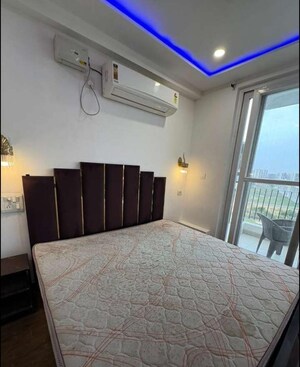 Bedroom in 4 BHK Apartment at Mona Greens, Ghazipur – for Rent