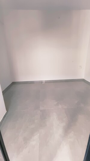 Room in 2 BHK Apartment at Damji Shamji Mahavir Spring Tulip Phase 1, Pokhran Road No Two – for Rent