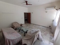 3 BHK + Extra Room Builder Floor For Rent in Defence Colony