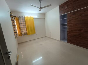 Furnished Amenities in 3 BHK Apartment at Neelkanth Palms, Kapur Bawdi – for Rent