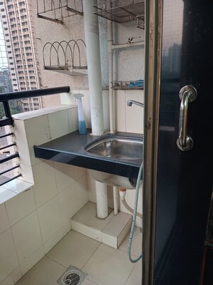 Team Area in 3 BHK Apartment at Neelkanth Palms, Kapur Bawdi – for Rent