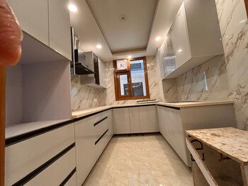 3 BHK Flat for Sale in Chattarpur, Delhi