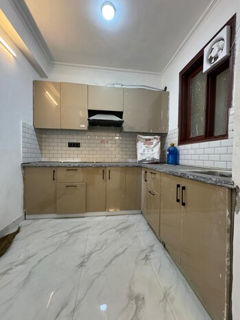 2 BHK Flat for Sale in Chattarpur, Delhi