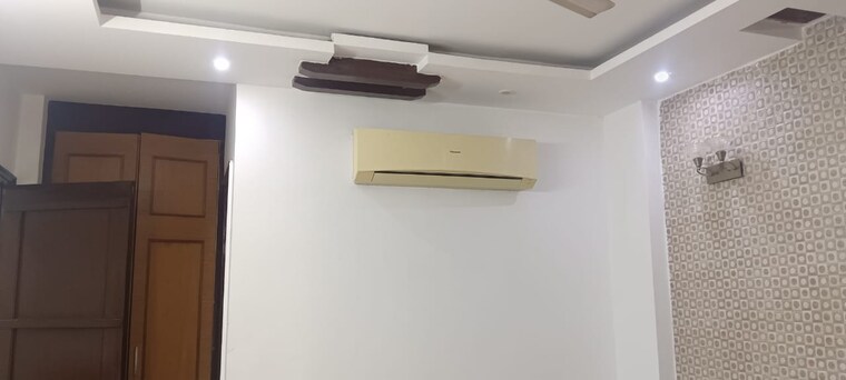 undefined, greater kailash ii 3 Bedroom 500 Sq.Yd. Builder Floor In Greater Kailash ii Delhi 10389140