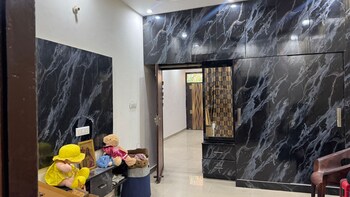 2 BHK Builder Floor for Sale in Ambala Highway, Zirakpur