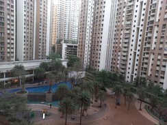 2.5 BHK + Pooja Room,Extra Room Apartment For Sale in Lodha Splendora