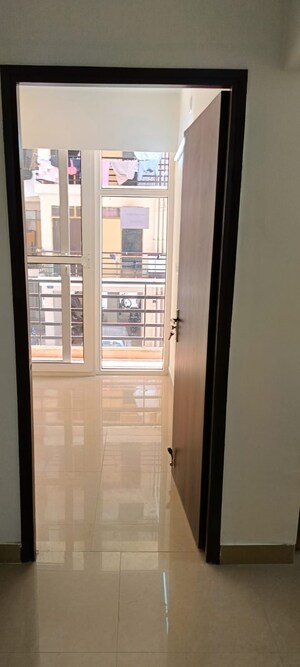 Room in 2 BHK Apartment at Lotus Homz, Sector 111 – for Rent