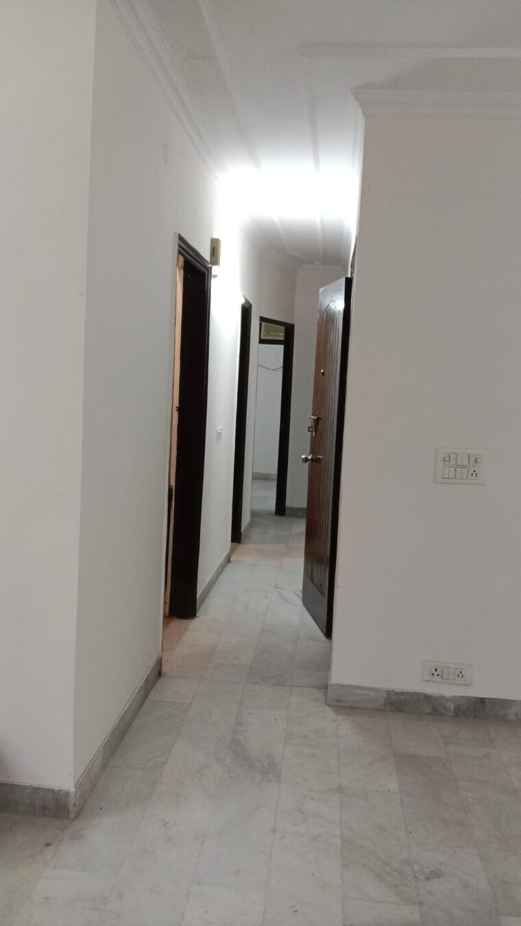 undefined, jor bagh 4 Bedroom 375 Sq.Yd. Builder Floor In Jor Bagh Delhi 10390342