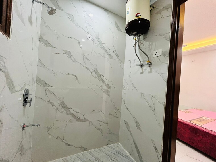 Team Area, sainik farm  900 Sq.Ft. Builder Floor In Sainik Farm Delhi 10390347