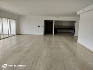 Room in 4 BHK Apartment at Kolte Patil Stargaze, Bavdhan – for Rent