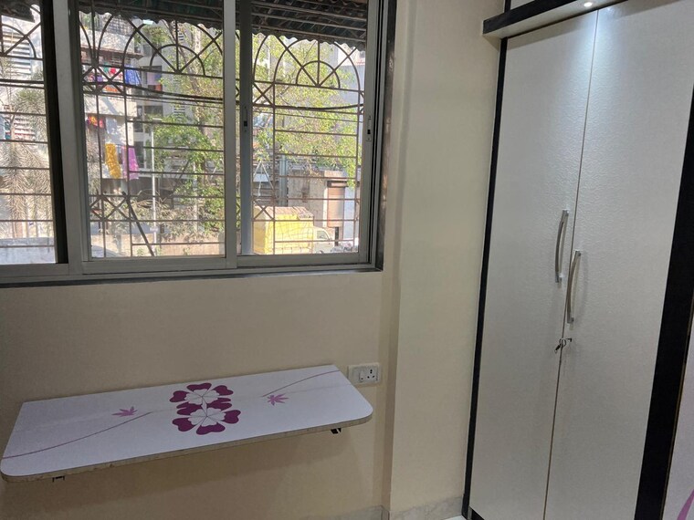 Balcony, yashraaj-park-chs-ltd 1 Bedroom 550 Sq.Ft. Apartment In Ghodbunder Road Thane 10390350