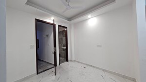  Builder Floor For Rent in Neb Sarai