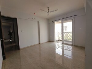 Room in 3 BHK Apartment at Kundan The Peak, Nibm Road – for Rent