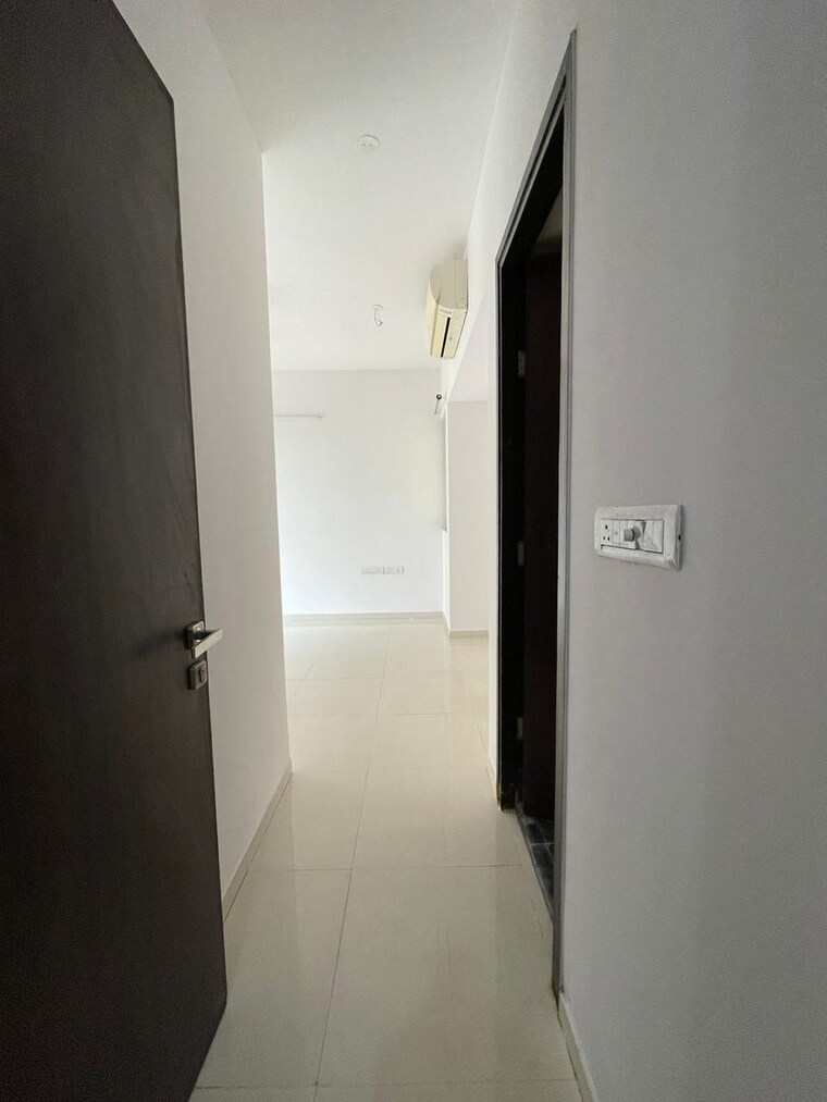 undefined, lodha-splendora 2.5 Bedroom 841 Sq.Ft. Apartment In Ghodbunder Road Thane 10390315