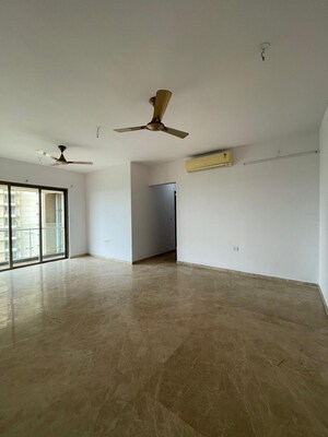 Room in 2.5 BHK Apartment at Lodha Splendora, Ghodbunder Road – for Sale