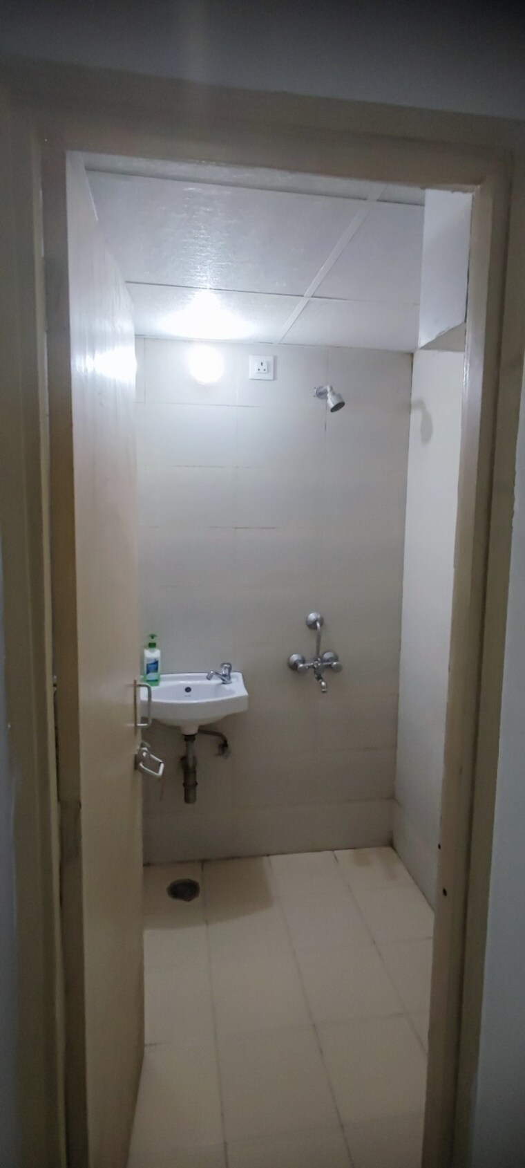 Bathroom, lotus-homz 1 Bedroom 405 Sq.Ft. Apartment In Sector 111 Gurgaon 10390379