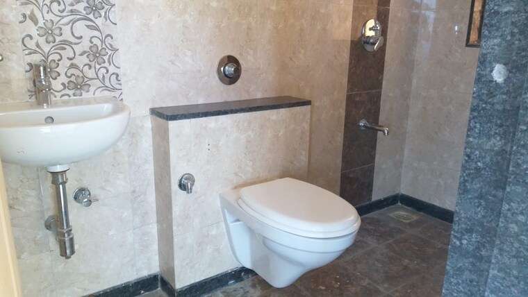 Bathroom, gsa-grandeur 1 Bedroom 645 Sq.Ft. Apartment In Malad East Mumbai 10390376