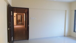 Room in 1 BHK Apartment at Gsa Grandeur, Malad East – for Rent