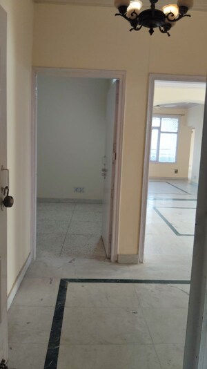  3.5 BHK Apartment at Sector 50 – for Rent