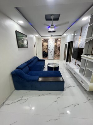 Team Area in 1 BHK Apartment at Sapphire Lakeside, Powai – for Sale