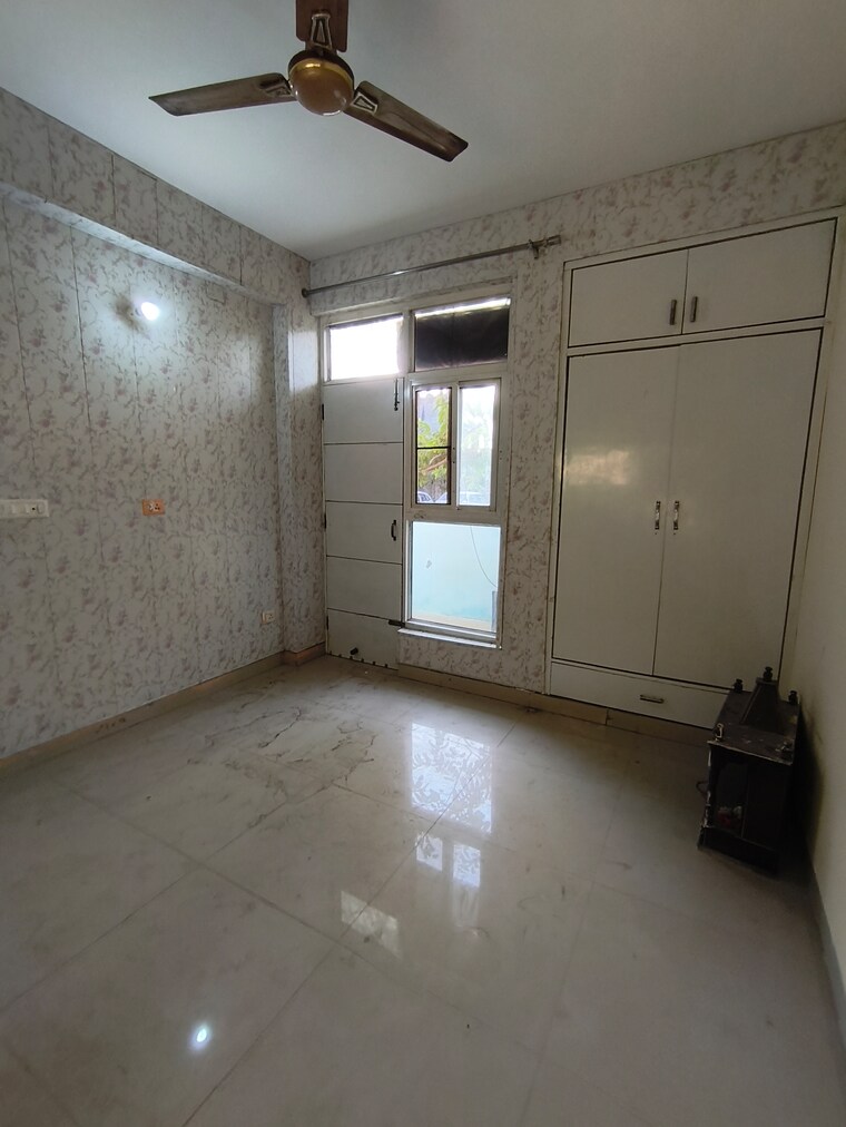 Room, nk-sharma-savitry-greens-2 2 Bedroom 800 Sq.Ft. Builder Floor In Ghazipur Zirakpur 10390405