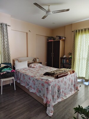 2 BHK Apartment For Rent in Arunali Society, Paud Road