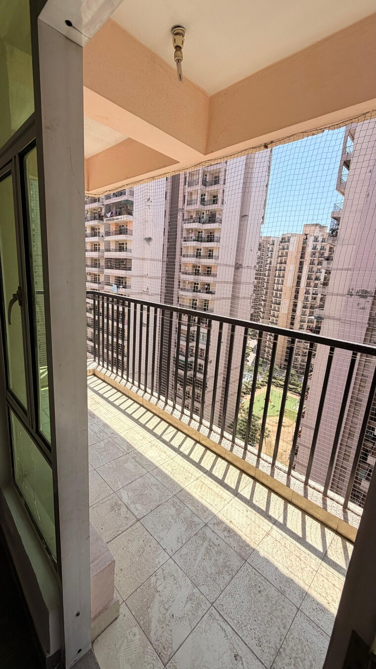 Balcony, panchsheel-greens-ii 2 Bedroom 1105 Sq.Ft. Apartment In Sector 16 Greater Noida Greater Noida 10392539
