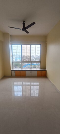 3 BHK + Store Room Apartment For Sale in Mulund East