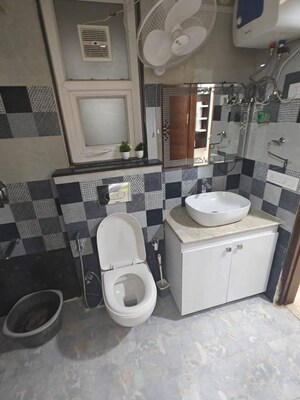 Attached Bathroom in 2 BHK Apartment at Pitampura – for Rent