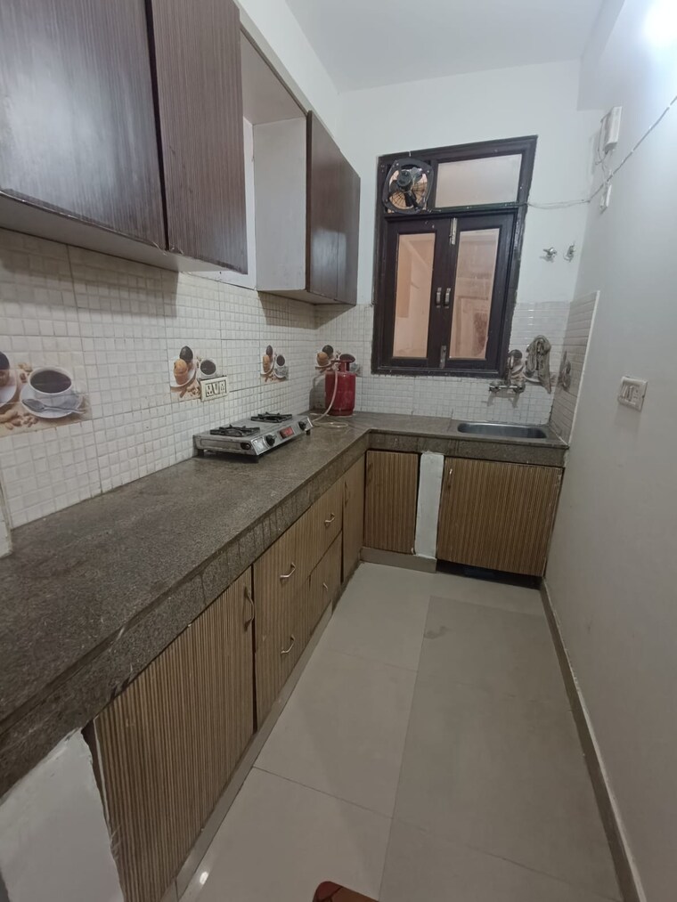Kitchen, neb sarai 1 Bedroom 450 Sq.Ft. Apartment In Neb Sarai Delhi 10392559