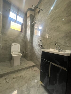 Bathroom in 1 BHK Builder Floor at Saket – for Rent