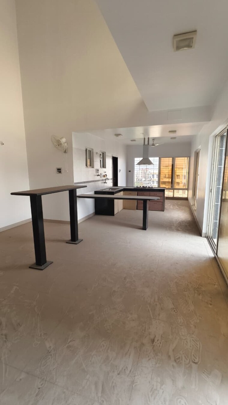 Kitchen, wakad 3 Bedroom 2006 Sq.Ft. Apartment In Wakad Pune 10392567