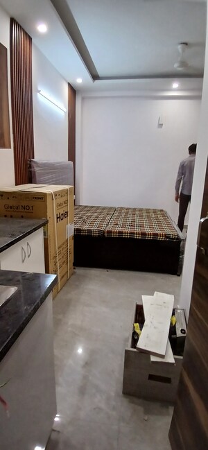Team Area in 1 RK Builder Floor at Sector 40 – for Rent