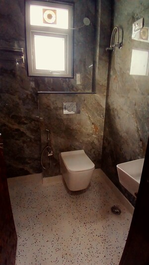 Bathroom in 1 RK Builder Floor at Sector 40 – for Rent