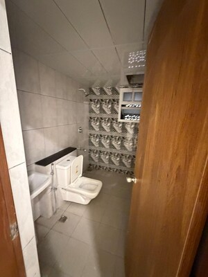 Bathroom in 2 BHK Apartment at Prestige Finsbury Park Regent, Bagaluru – for Rent