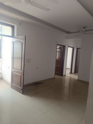 Room in 3 BHK Apartment at Raj Nagar Extension – for Sale